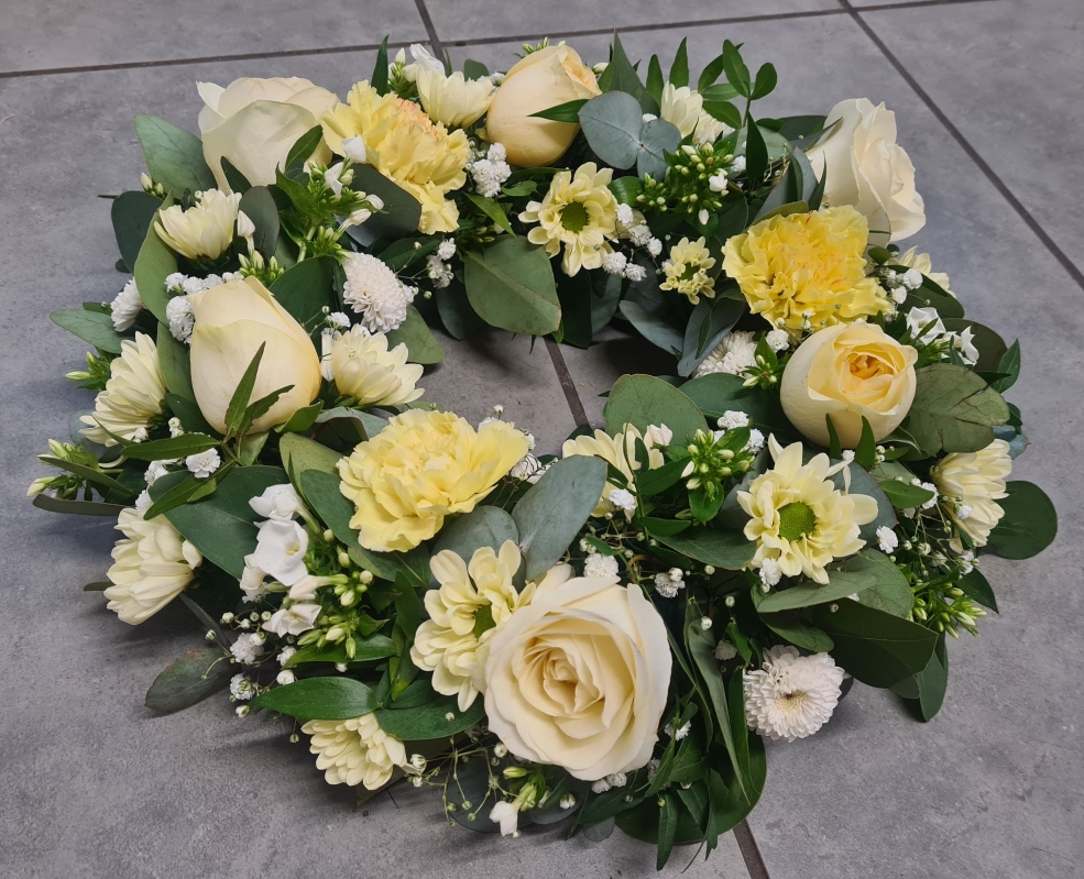 Mixed Wreath