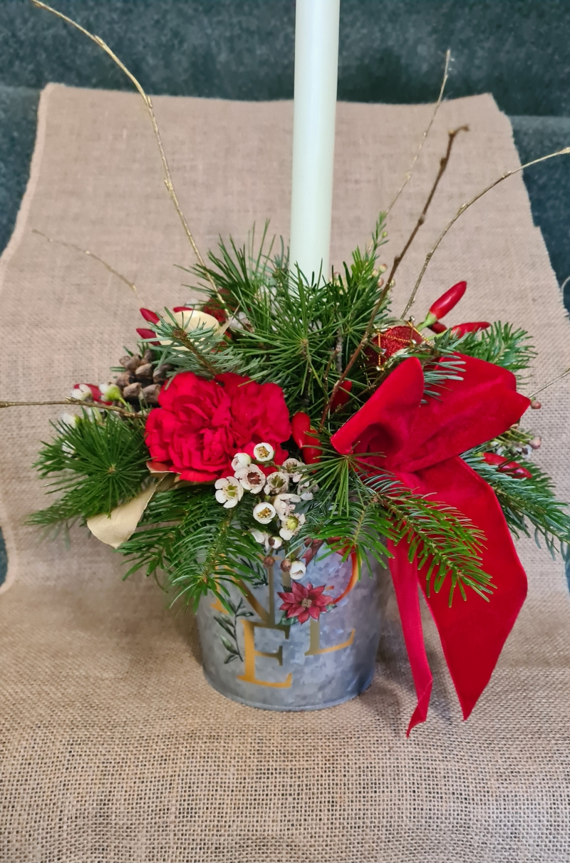 Noel Candle Arrangement