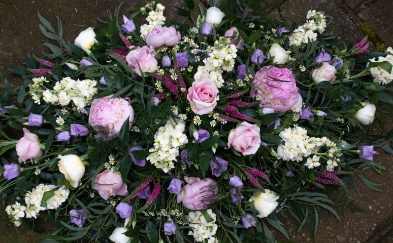 Mixed Coffin Spray