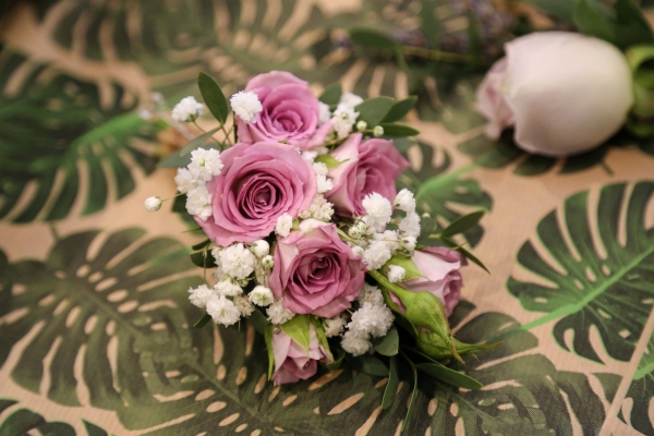 Ladies Corsages Explained!