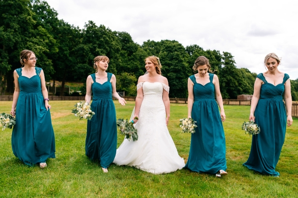 Outdoor vs. Indoor Weddings