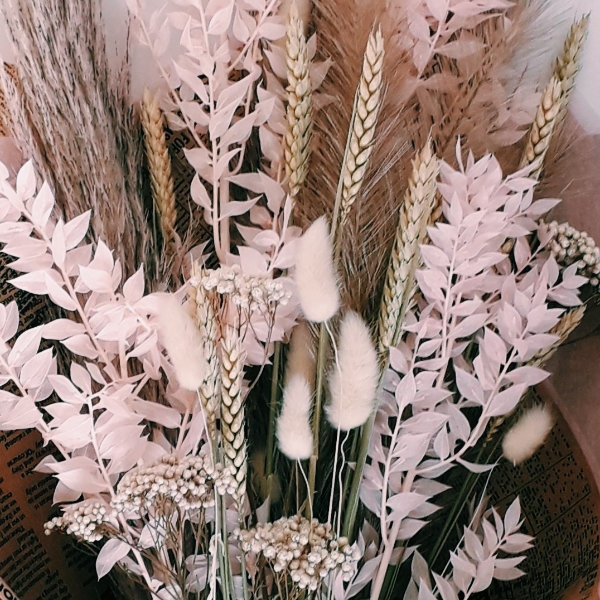 Autumn Dried Flower Frame September 15th 2027