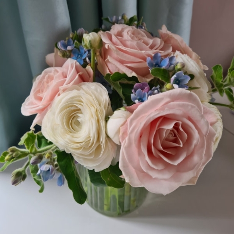 Cube Vase Arrangement February 17th 2027